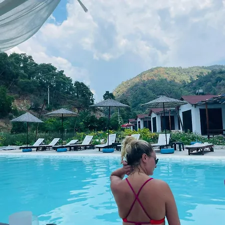 Apart-hotel Zirkon Valley Boutique *