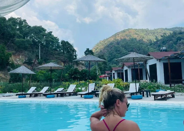 Hotel de apartamente Zirkon Valley Boutique *