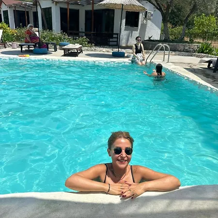 Zirkon Valley Boutique Apartahotel *